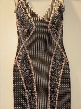 NWOT Herve Leger Black and Beige Patterned Midi Bodycon Dress
